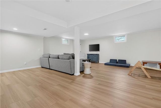 9911 W 124th Terrace, Overland Park, KS 66213