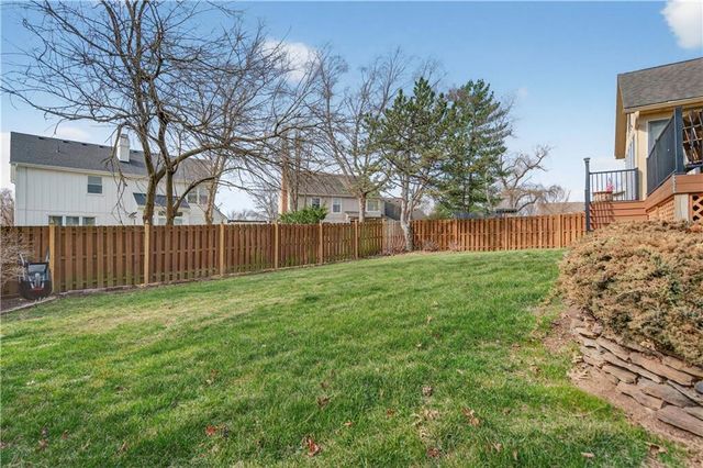 9911 W 124th Terrace, Overland Park, KS 66213