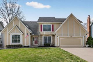 9911 W 124th Terrace, Overland Park, KS 66213