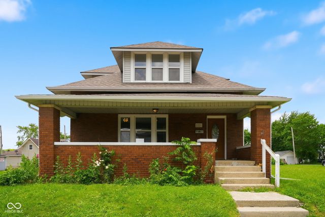 2221 Central Avenue, Anderson, IN 46016