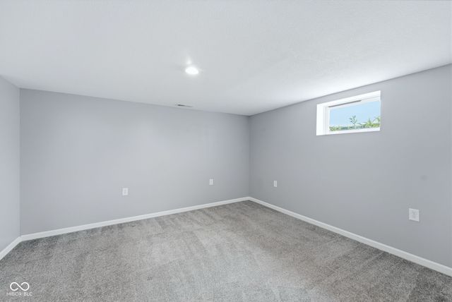 2221 Central Avenue, Anderson, IN 46016