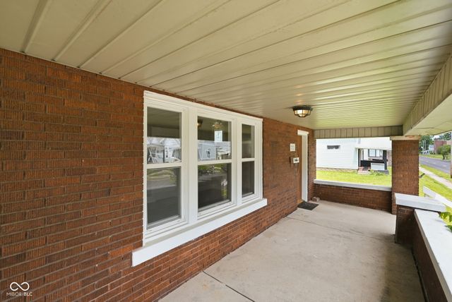 2221 Central Avenue, Anderson, IN 46016