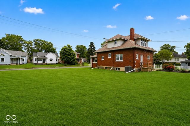 2221 Central Avenue, Anderson, IN 46016