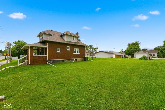 2221 Central Avenue, Anderson, IN 46016