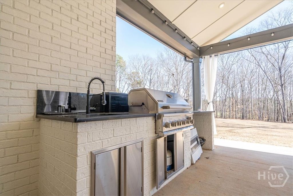 Image 48 of property listing at 1017 Fleeman Road, Hoschton, GA 30548