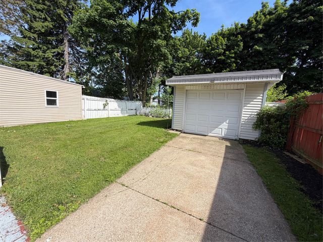 1151 E 30TH Street, Erie, PA 16504