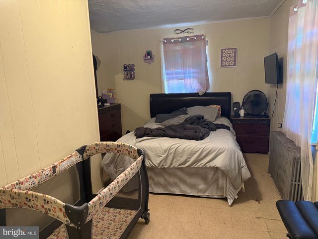 401 W PARK AVE, Vineland, NJ 08360