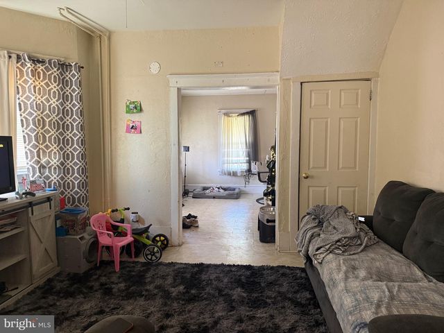 401 W PARK AVE, Vineland, NJ 08360
