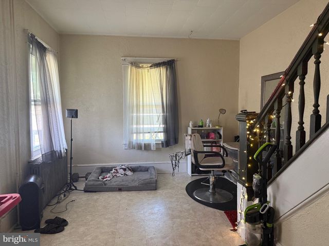 401 W PARK AVE, Vineland, NJ 08360