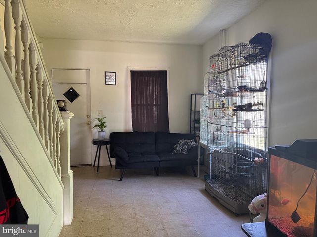401 W PARK AVE, Vineland, NJ 08360