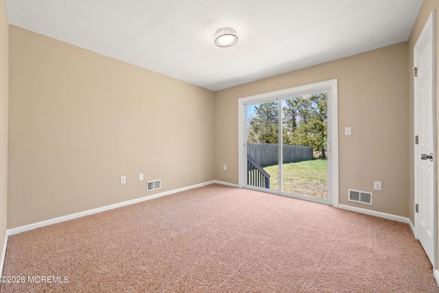 7 Lake Avenue, Island Heights, NJ 08732