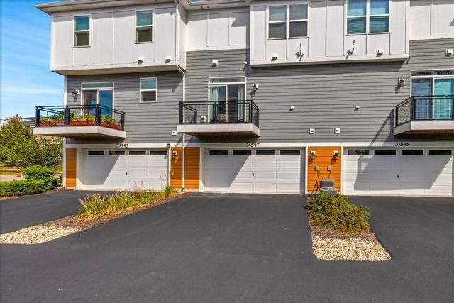 3s547 Everton Drive, Warrenville, IL 60555