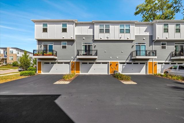 3s547 Everton Drive, Warrenville, IL 60555