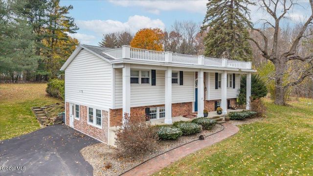 27 Habel Lane, Glenville, NY 12302