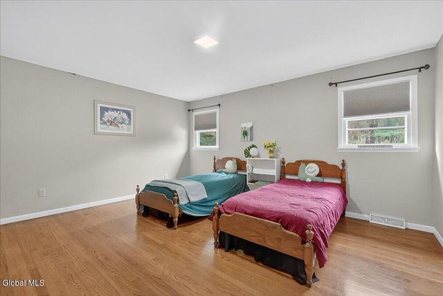 27 Habel Lane, Glenville, NY 12302