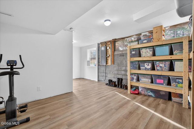 27 Habel Lane, Glenville, NY 12302