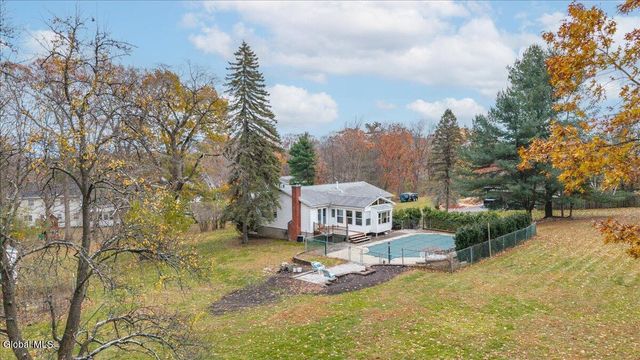 27 Habel Lane, Glenville, NY 12302
