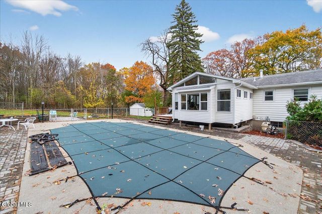 27 Habel Lane, Glenville, NY 12302