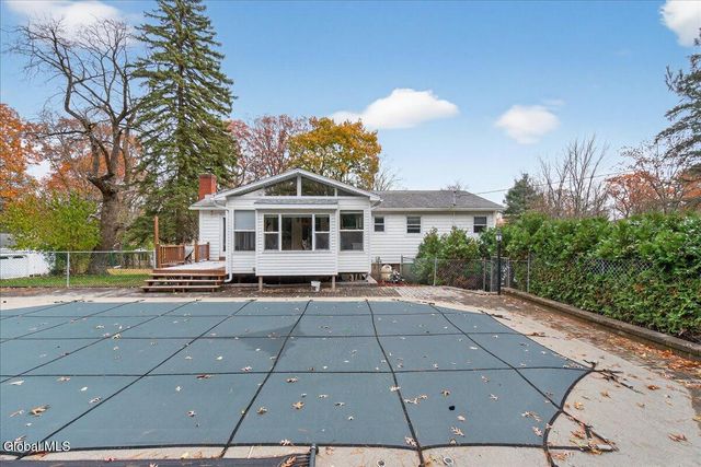 27 Habel Lane, Glenville, NY 12302