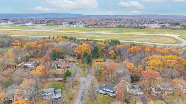 27 Habel Lane, Glenville, NY 12302