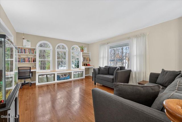 27 Habel Lane, Glenville, NY 12302