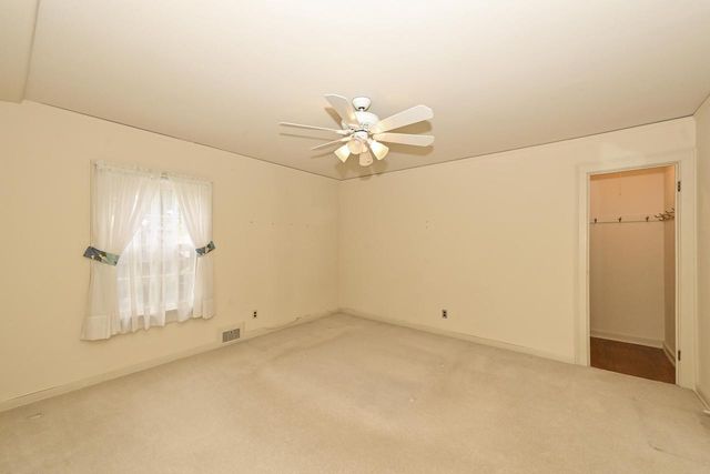 2576 Pasadena BOULEVARD, Wauwatosa, WI 53226