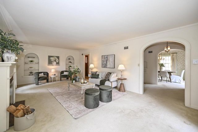 2576 Pasadena BOULEVARD, Wauwatosa, WI 53226