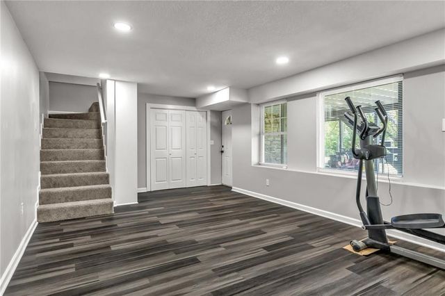 818 W 30 Street, Independence, MO 64055