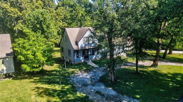 818 W 30 Street, Independence, MO 64055