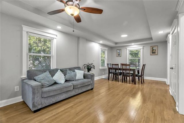 818 W 30 Street, Independence, MO 64055