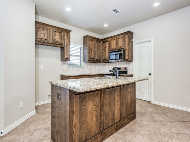 232 Windmill Drive, Justin, TX 76247