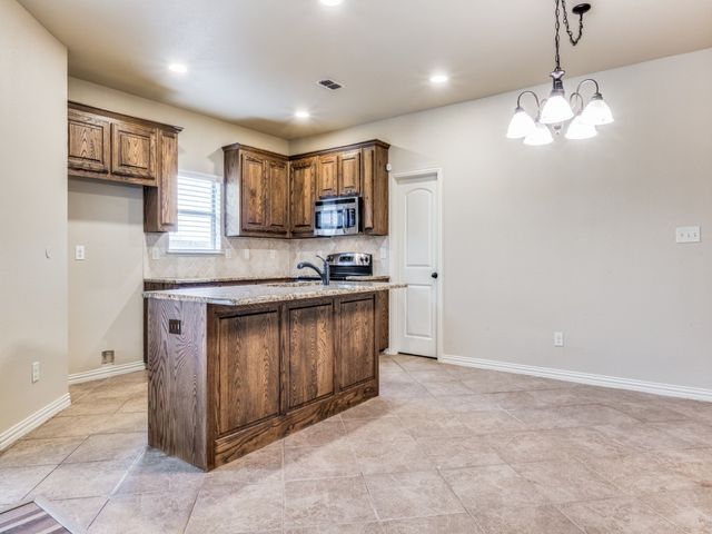 232 Windmill Drive, Justin, TX 76247