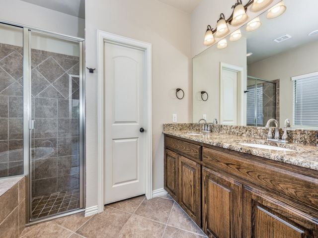 232 Windmill Drive, Justin, TX 76247