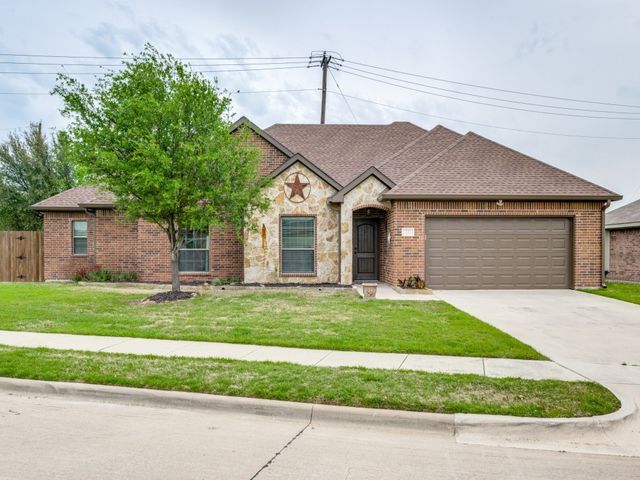 232 Windmill Drive, Justin, TX 76247