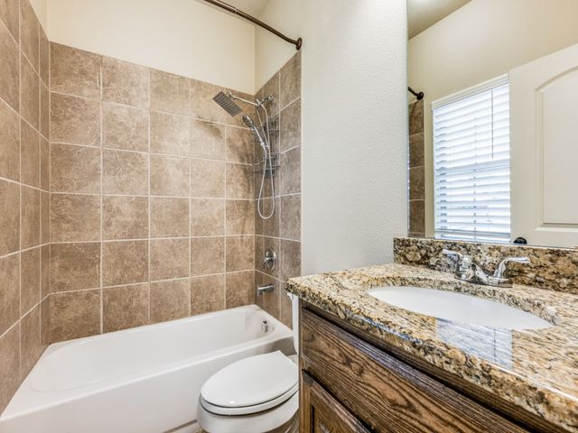 232 Windmill Drive, Justin, TX 76247