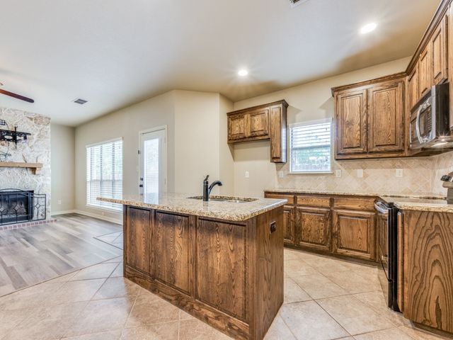 232 Windmill Drive, Justin, TX 76247