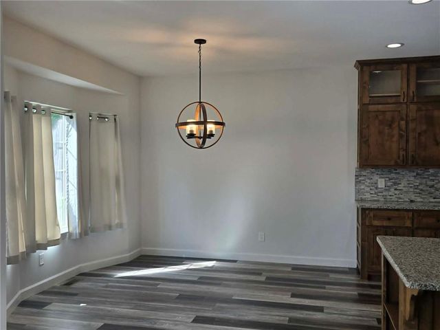 801 E Virginia Place, Clinton, MO 64735