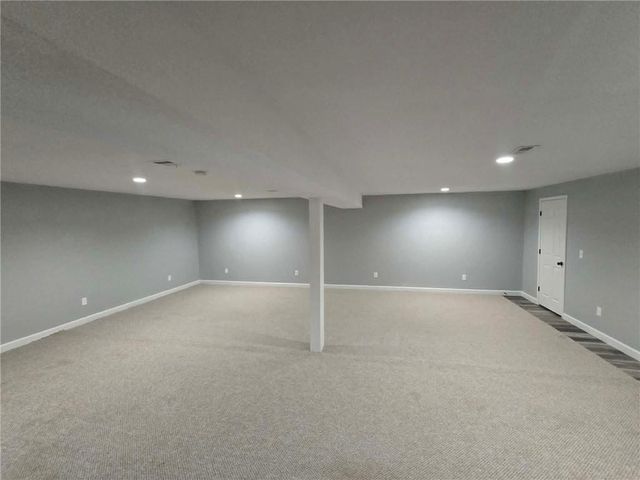 801 E Virginia Place, Clinton, MO 64735