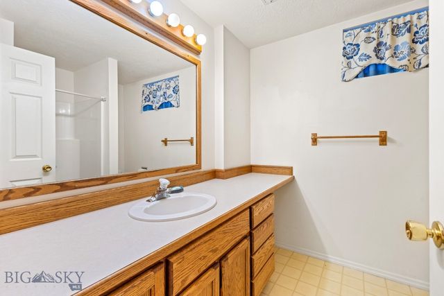 255 Painted Hills Rd, Bozeman, MT 59715