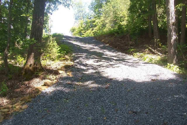 5 Aaron Street, Sevierville, TN 37876