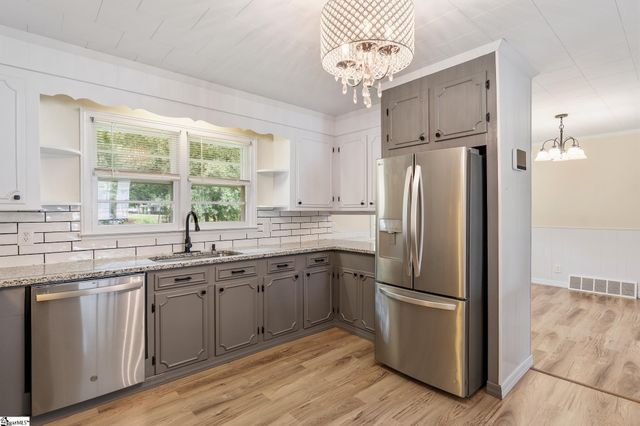 12 Dendy Street, Pelzer, SC 29669