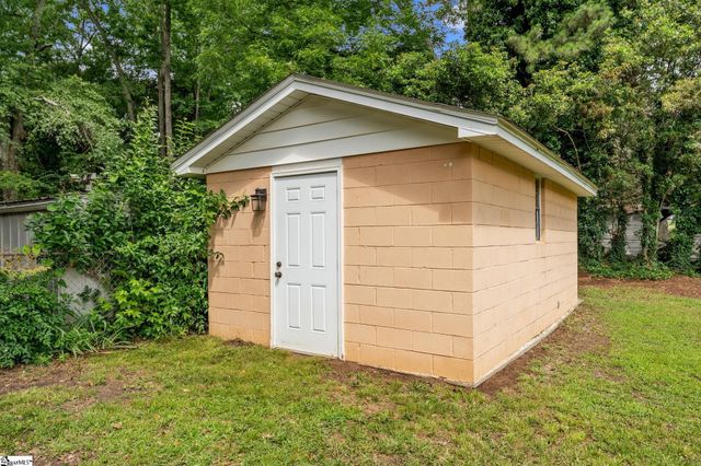 12 Dendy Street, Pelzer, SC 29669