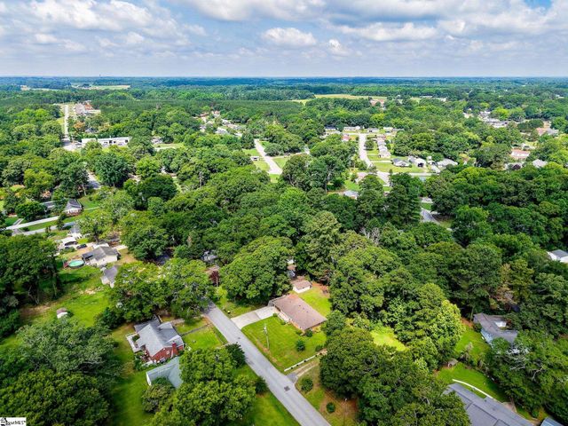 12 Dendy Street, Pelzer, SC 29669