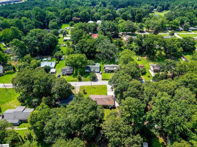 12 Dendy Street, Pelzer, SC 29669