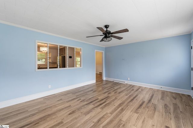 12 Dendy Street, Pelzer, SC 29669