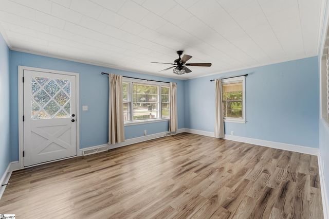 12 Dendy Street, Pelzer, SC 29669