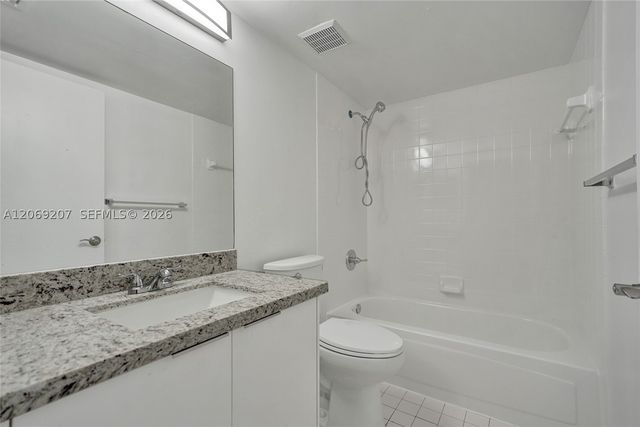 11505 NW 22nd Ave 102, Miami, FL 33167