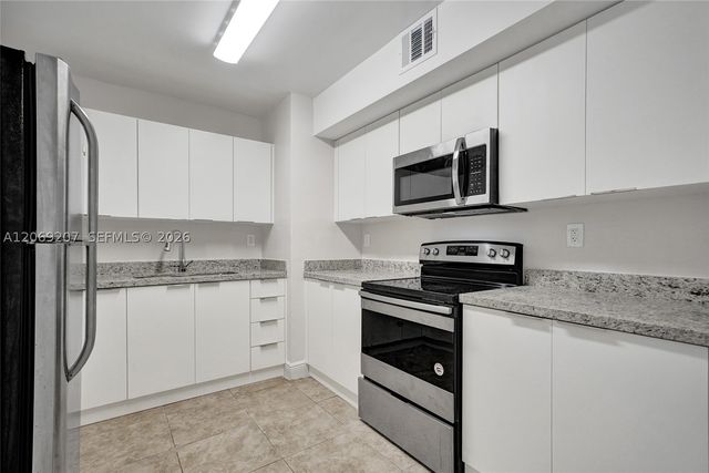 11505 NW 22nd Ave 102, Miami, FL 33167