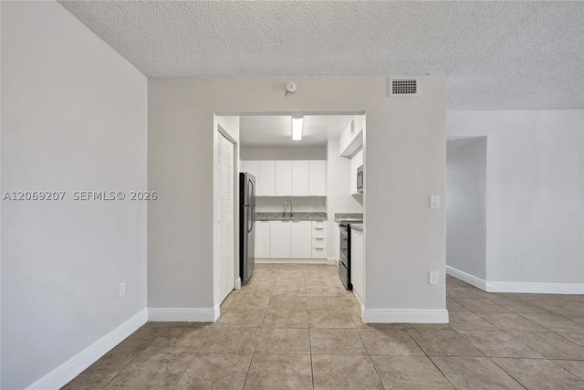 11505 NW 22nd Ave 102, Miami, FL 33167