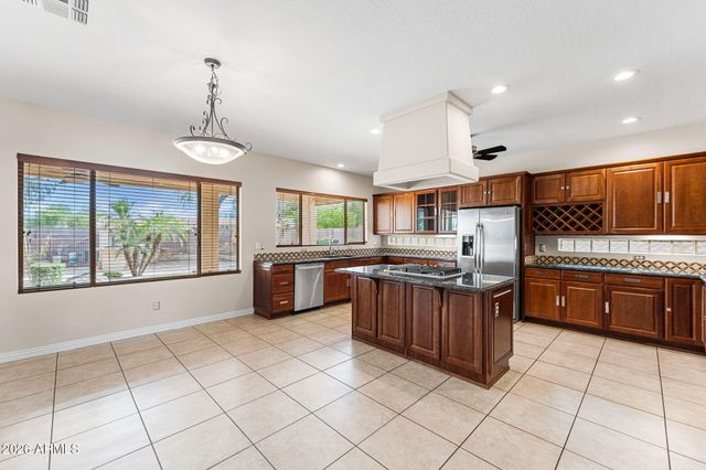 935 E SAN CARLOS Way, Chandler, AZ 85249
